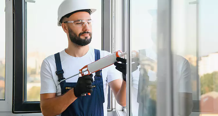 Retractable Screens Repair for Patio in Pinecrest, FL